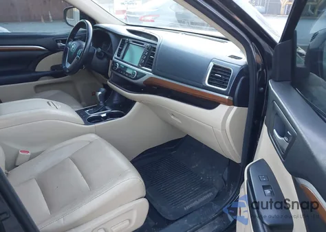 2018 Toyota Highlander Limited from USA, damaged, VIN 5TDDZRFH8JS891288